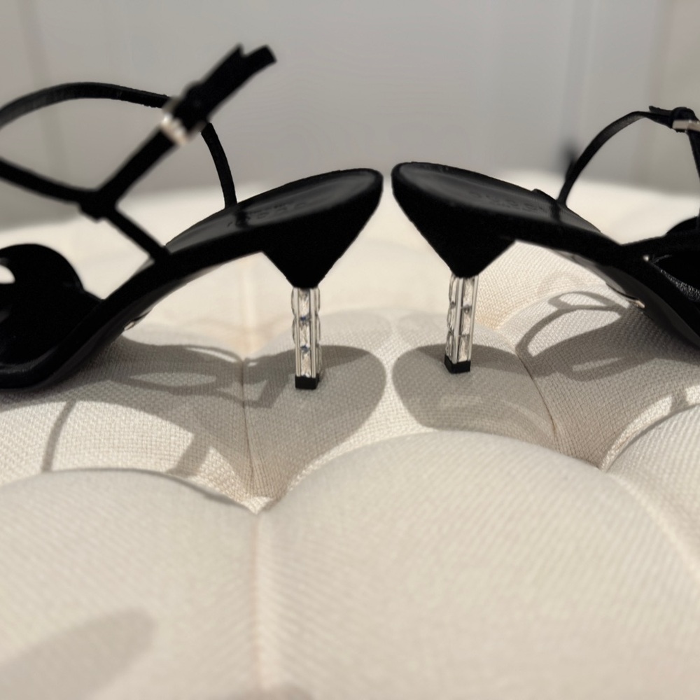 (SOLD) Gucci Black Suede Crystal-Heel Sandals – Size 38.5 - Picture 9 of 10